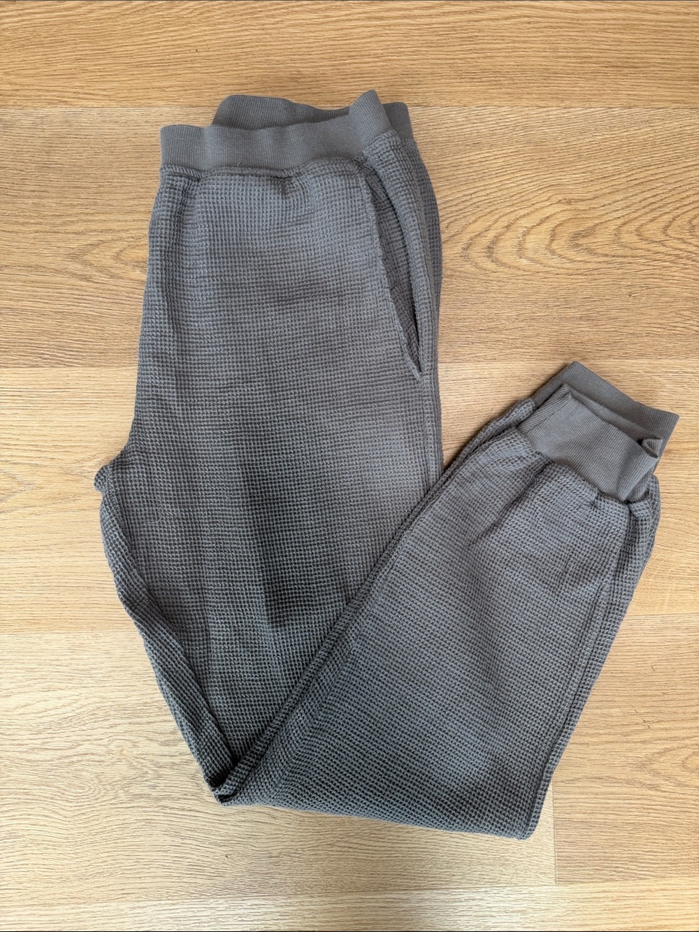 Parachute waffle  Knit Jogger Pants - Gray